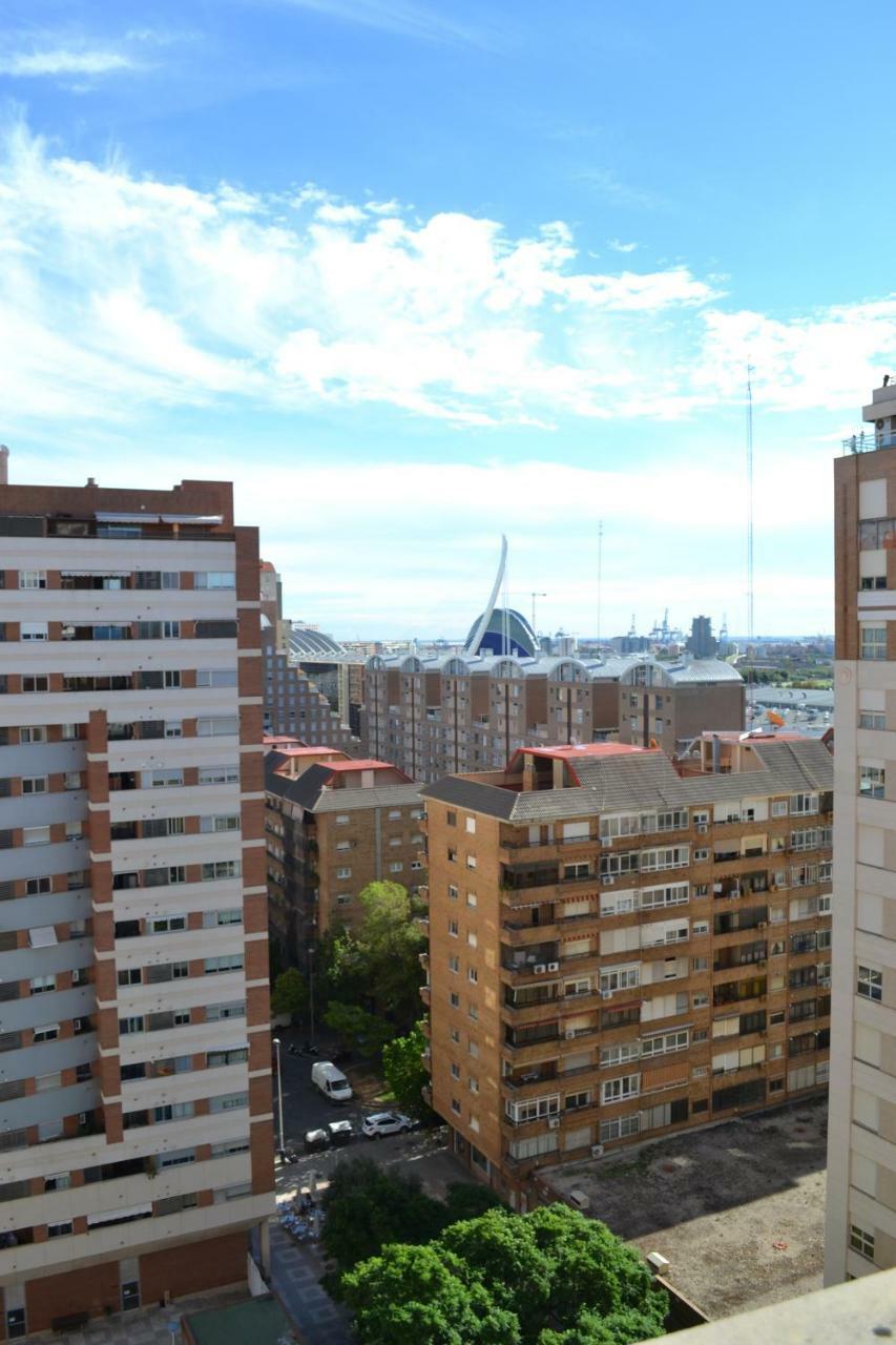 Apartamento Ciudad De Las Artes Y Las Ciencias Otel Valensiya Dış mekan fotoğraf